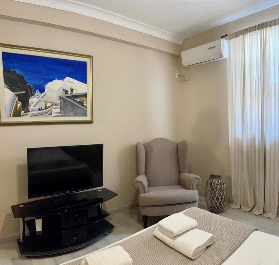 The Acropolis Cave Apartment Athena Bagian luar foto